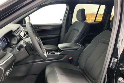 2025 Jeep Grand Cherokee Laredo X