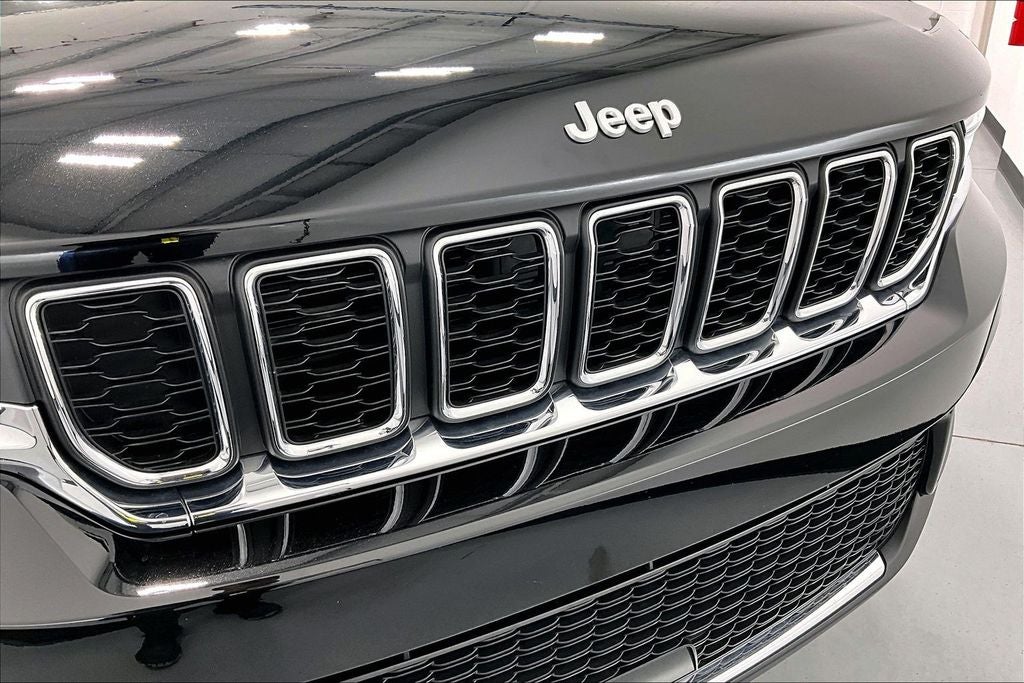 2025 Jeep Grand Cherokee Laredo X