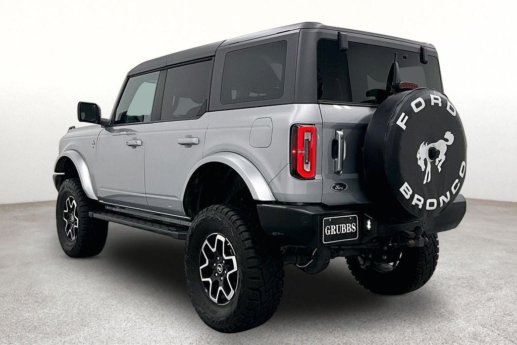 2024 Ford Bronco Outer Banks