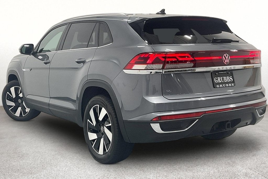 2025 Volkswagen Atlas Cross Sport 2.0T SE w/Technology