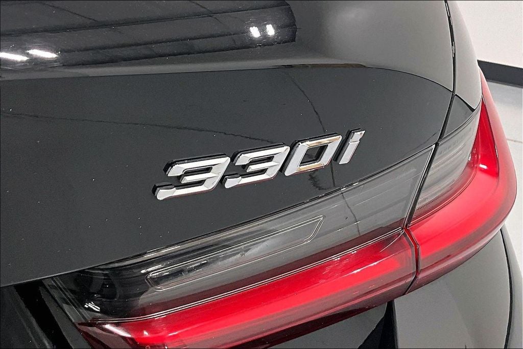 2025 BMW 3 Series 330i xDrive