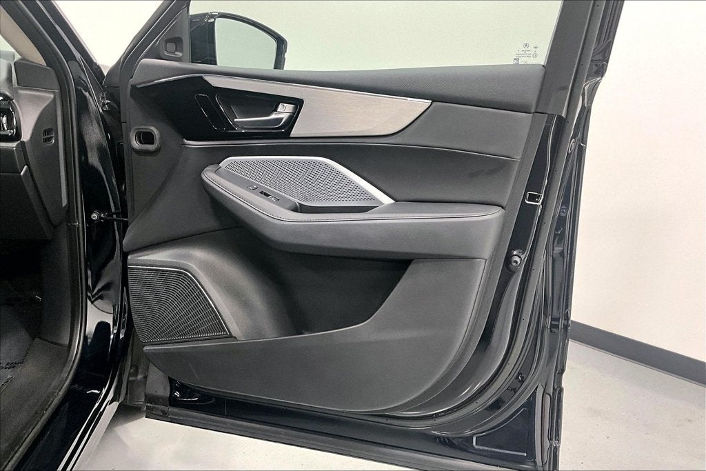 2025 Acura MDX Base