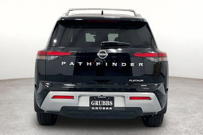 2023 Nissan Pathfinder Platinum