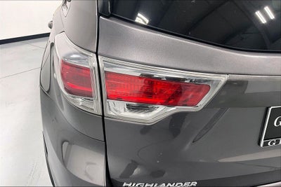 2016 Toyota Highlander Limited Platinum V6
