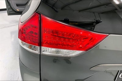 2013 Toyota Sienna XLE 8 Passenger