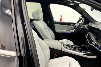 2023 BMW X7 xDrive40i