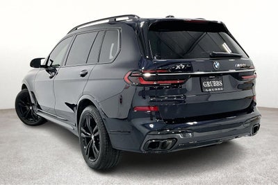 2023 BMW X7 M60i