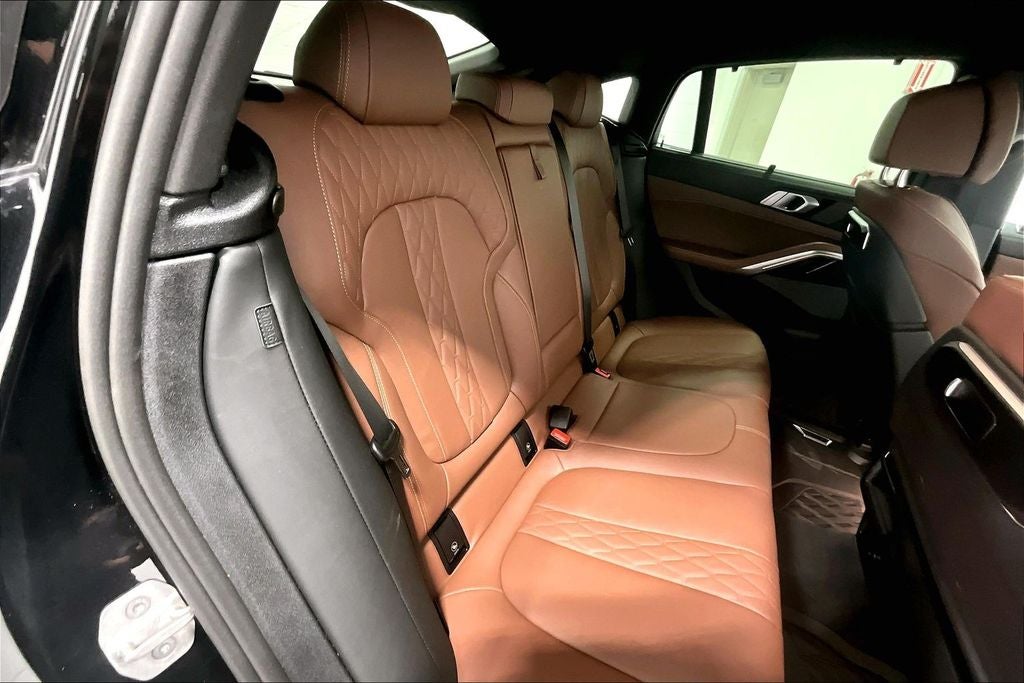 2025 BMW X6 M60i