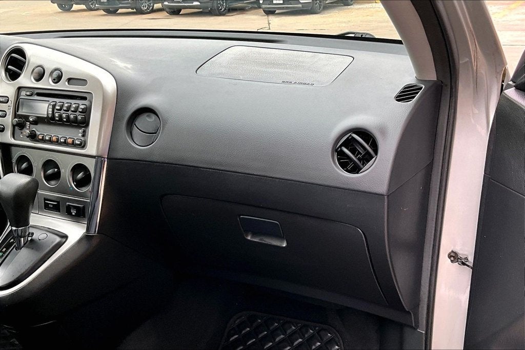 2004 Pontiac Vibe Base