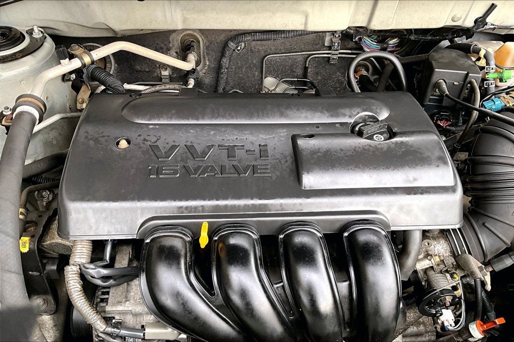 2004 Pontiac Vibe Base