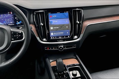 2024 Volvo S60 B5 Plus Dark Theme