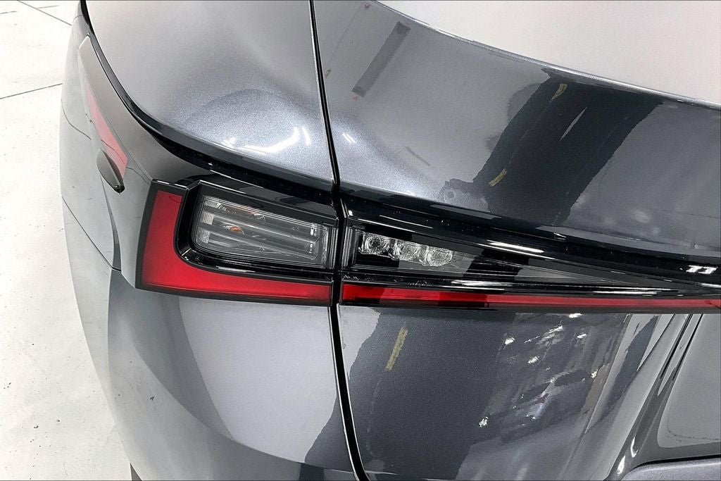 2024 Lexus IS 300