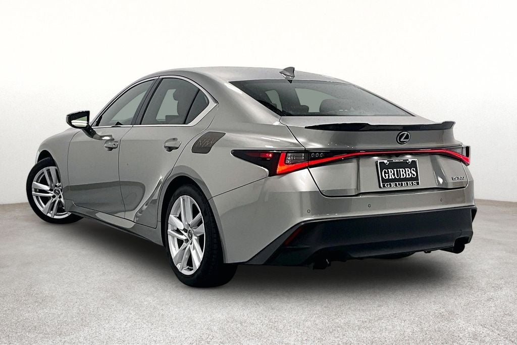 2023 Lexus IS 300