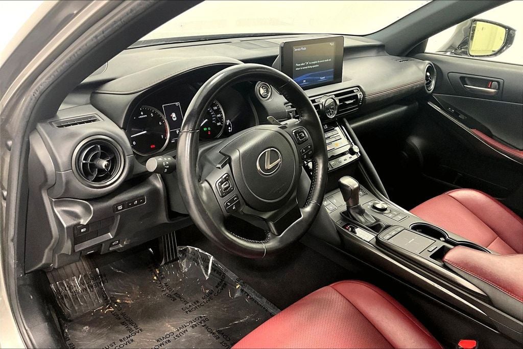 2023 Lexus IS 300