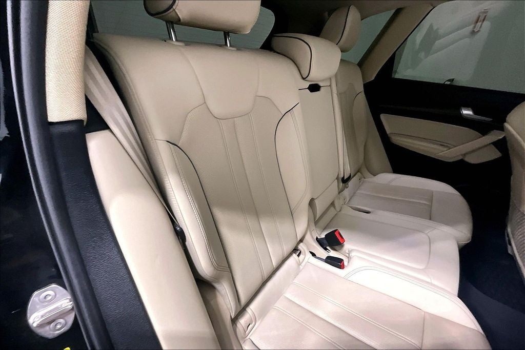 2024 Audi Q5 45 S line Premium quattro