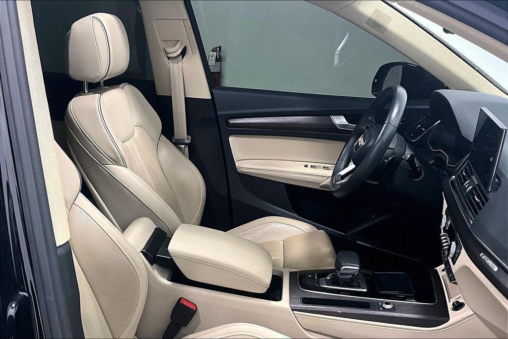 2024 Audi Q5 45 S line Premium quattro