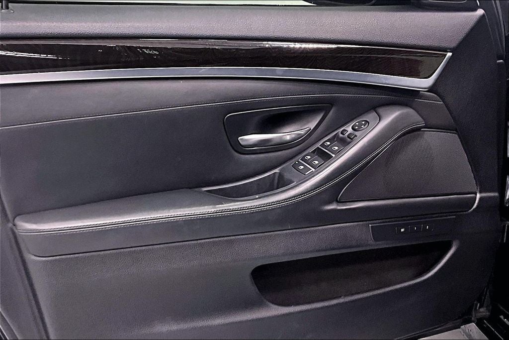 2015 BMW 5 Series 528i