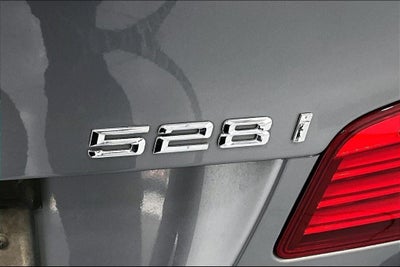 2014 BMW 5 Series 528i