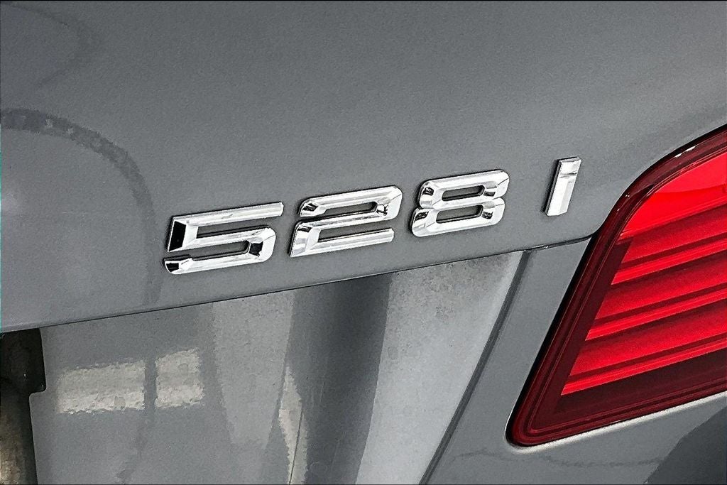 2014 BMW 5 Series 528i