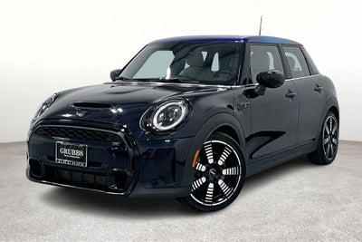 2022 MINI Cooper S Signature