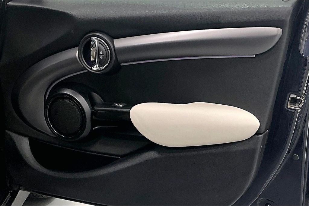 2022 MINI Cooper S Signature