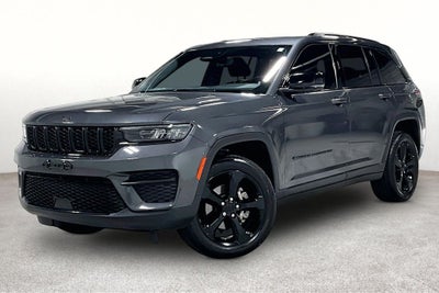 2022 Jeep Grand Cherokee Altitude