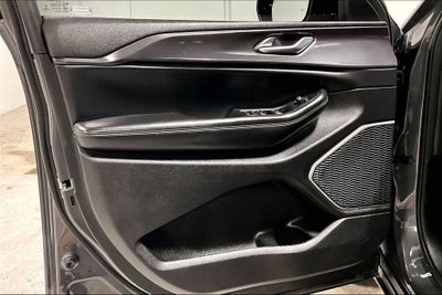 2022 Jeep Grand Cherokee Altitude