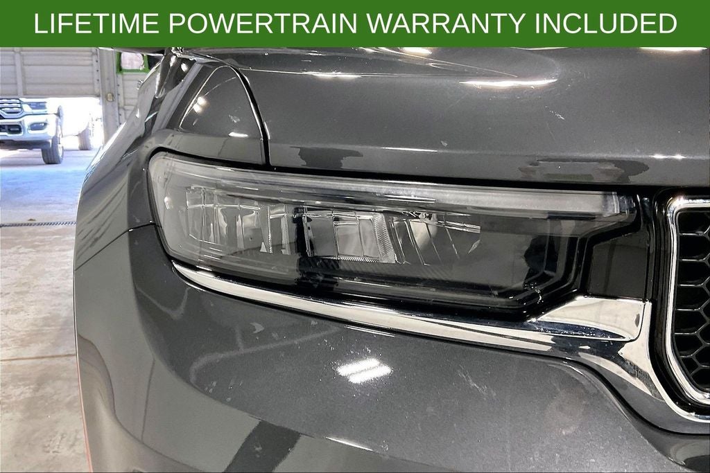 2022 Jeep Grand Cherokee Overland