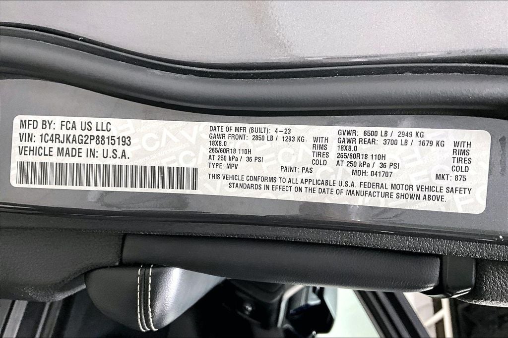 2023 Jeep Grand Cherokee L Laredo