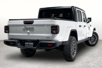 2023 Jeep Gladiator Overland