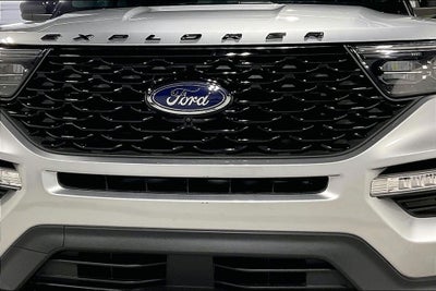2024 Ford Explorer ST-Line