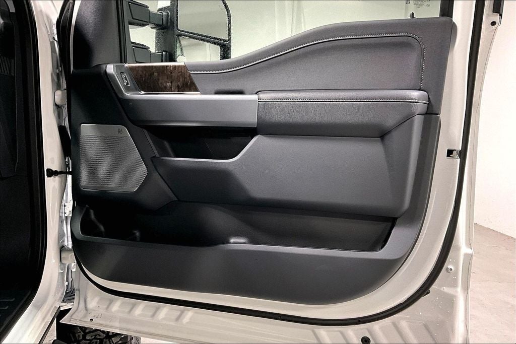 2026 Ford F-450SD Lariat DRW