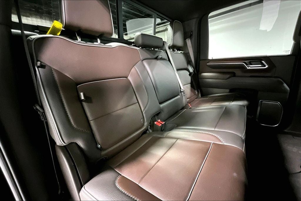 2025 GMC Sierra 3500HD Denali