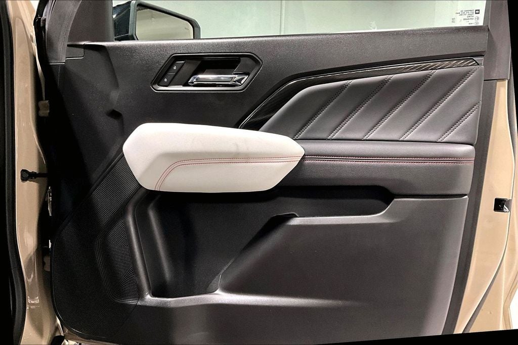 2023 GMC Canyon AT4X