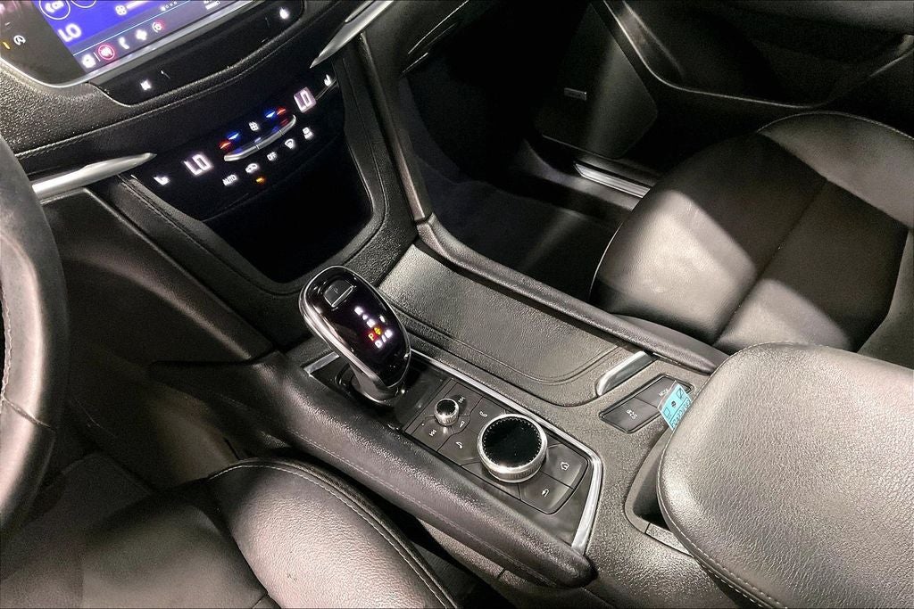 2024 Cadillac XT5 Luxury
