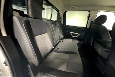 2023 Nissan Titan SV