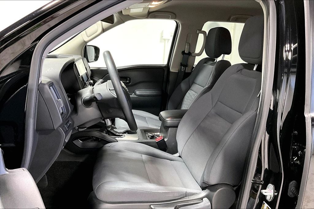 2025 Nissan Frontier S