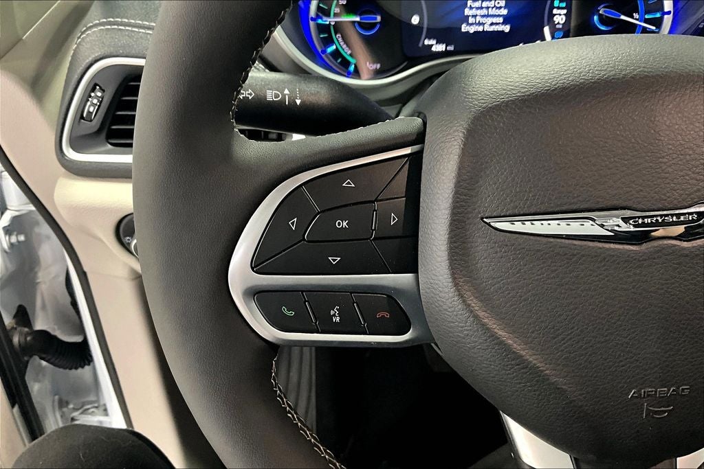 2024 Chrysler Pacifica Hybrid Select