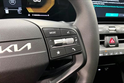 2026 Kia K4 LX