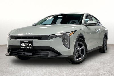2026 Kia K4 LXS