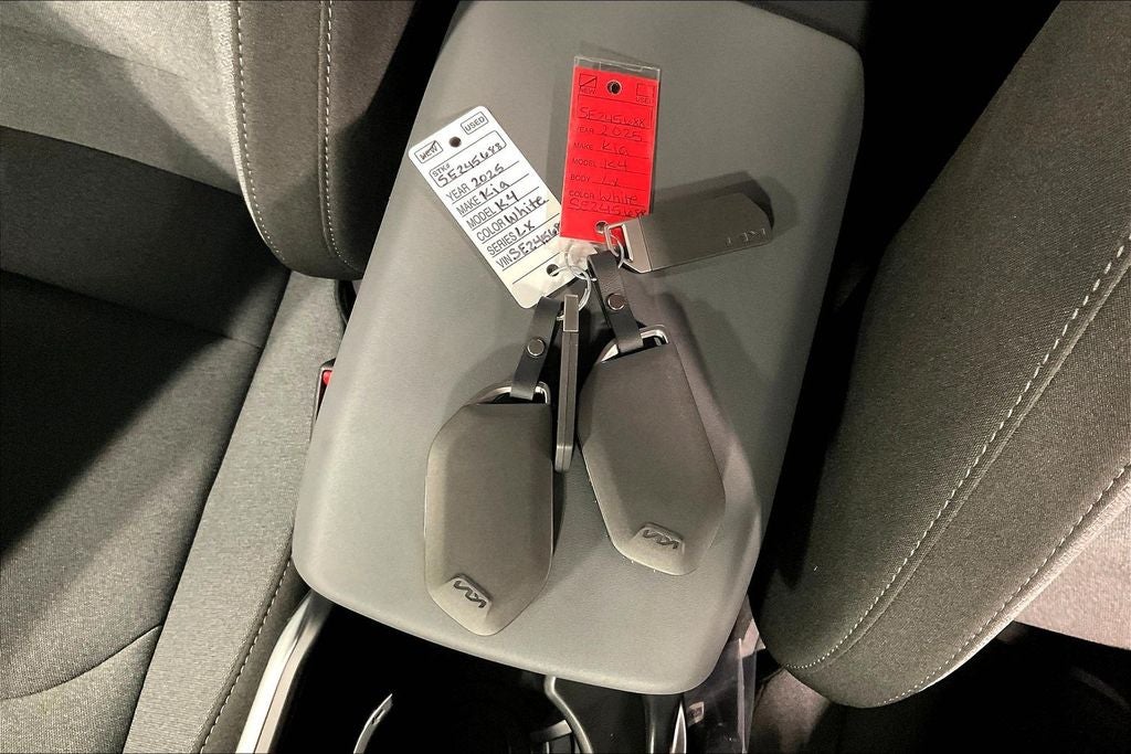 2025 Kia K4 LX
