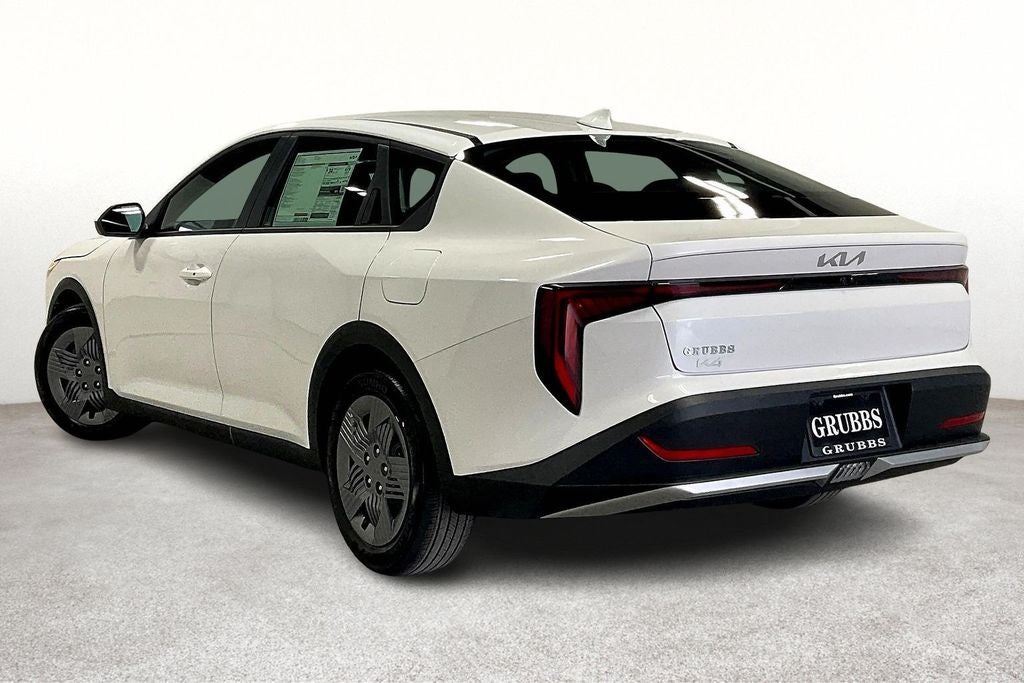 2025 Kia K4 LX