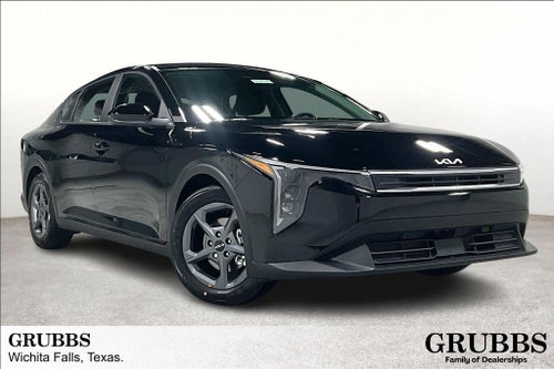 2026 Kia K4 LXS