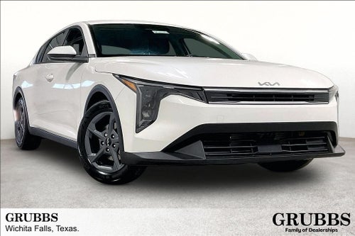 2026 Kia K4 LXS