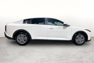 2026 Kia K4 LX