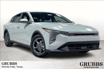 2026 Kia K4 LXS