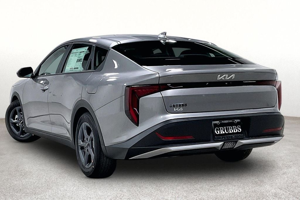 2026 Kia K4 LX