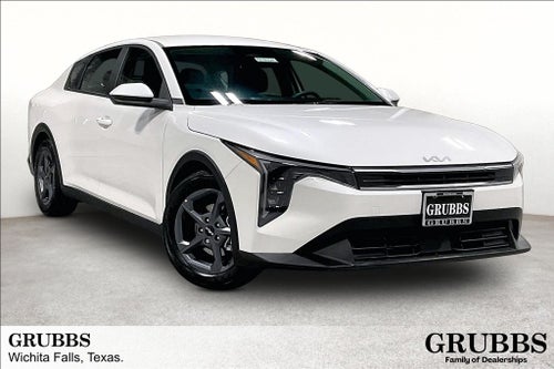 2026 Kia K4 LXS