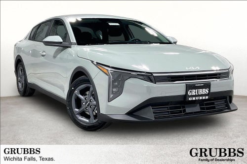 2026 Kia K4 LXS