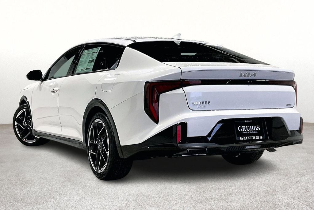 2025 Kia K4 GT-Line
